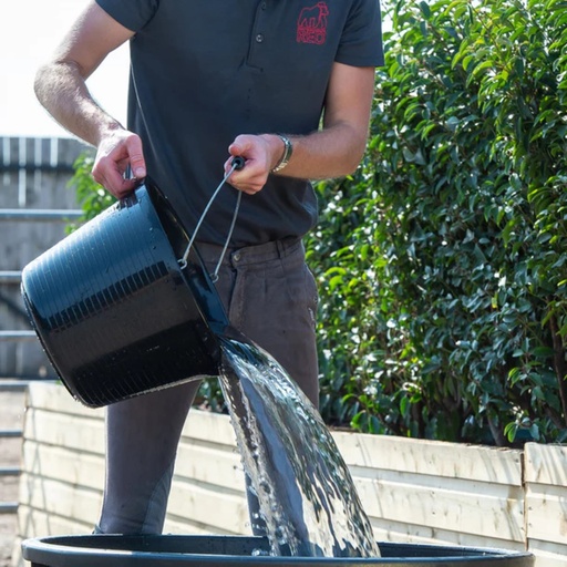 Red Gorilla - Premium Buckets - Premium Black Bucket 15L