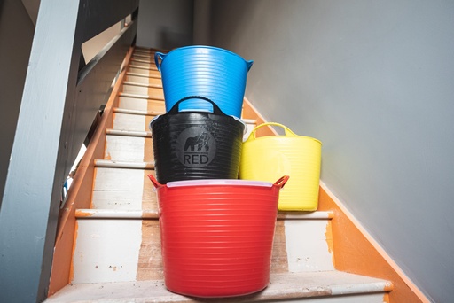 Red Gorilla - Tubs & Recycled Black Tubs - Medium 26L Blue