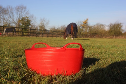 Red Gorilla - Gorilla Tubs & Recycled Black Tubs - Small Shallow 15L -Red