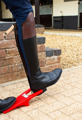 Red Gorilla - Grooming - Boot Jack