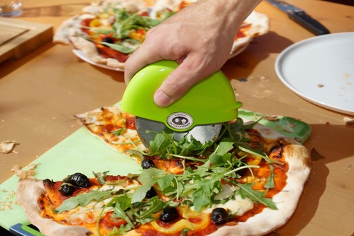 OutdoorChef - Pizza Cutter