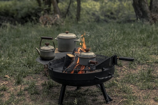 Barebones - Cowboy Fire Pit Side Table - 23"