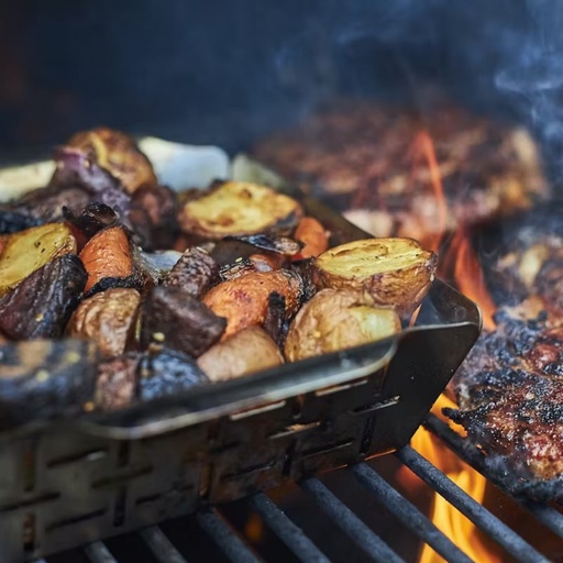 Weber - Weber® Deluxe Grilling Basket Built for Q 300/3000 and larger gas grills, and most charcoal grills